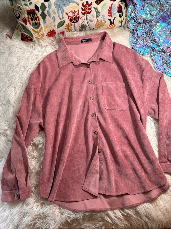 SHEIN Tops - Shein Curve • Muted Rose Pink Lightweight Corduroy Button Up Shirt